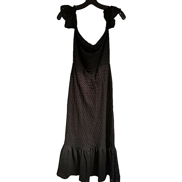 Nightcap - Picture 2 of 4